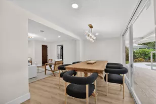 1221 Singer Dr, Singer Island, FL 33404 - Photo 11