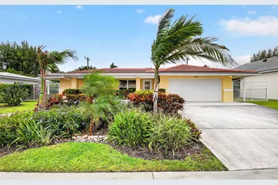 1221 Singer Drive, Singer Island, FL 33404 - Photo 25