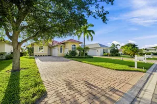 3612 Grove Ct, Fort Pierce, FL 34951 - Photo 3