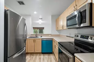 2030 NW 99th Way, Sunrise, FL 33322 - Photo 5