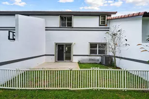 2030 NW 99th Way, Sunrise, FL 33322 - Photo 31