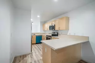 2030 NW 99th Way, Sunrise, FL 33322 - Photo 9