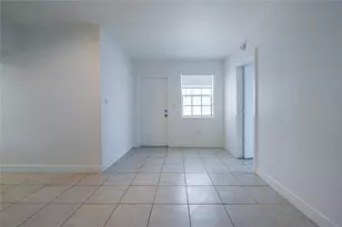 20 NE 169th St, North Miami Beach, FL 33162 - Photo 19