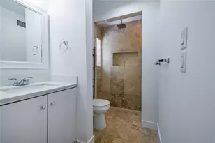 20 NE 169th St, North Miami Beach, FL 33162 - Photo 15