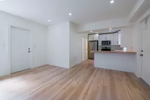 20 NE 169th St, North Miami Beach, FL 33162 - Photo 11