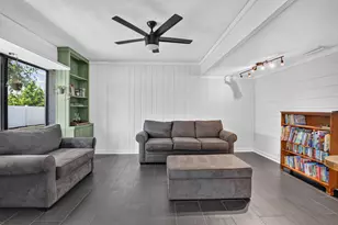 308 SE 2nd St, Deerfield Beach, FL 33441 - Photo 13