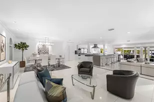 2540 Mercedes Dr, Fort Lauderdale, FL 33316 - Photo 19