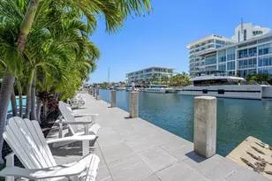 2540 Mercedes Dr, Fort Lauderdale, FL 33316 - Photo 13