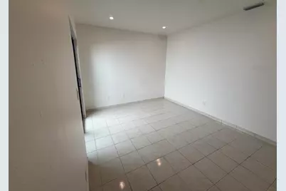 1160 SW 111th Avenue, Pembroke Pines, FL 33025 - Photo 17