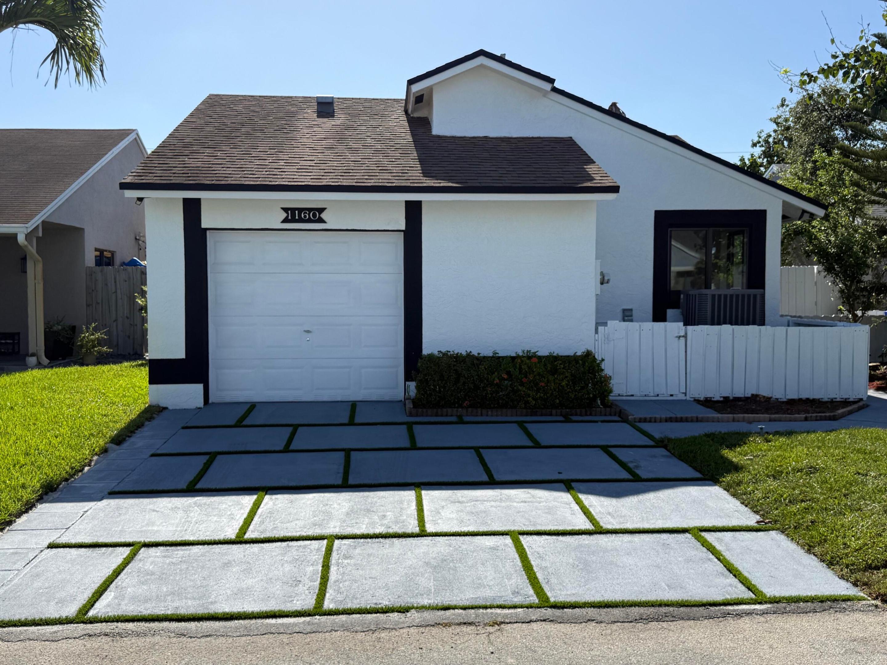 1160 SW 111th Ave - 1160 SW 111th Ave, Pembroke Pines, FL 33025 Luxury Property | Jose Angel Pina