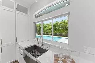 115 NE 16th Ct, Delray Beach, FL 33444 - Photo 9