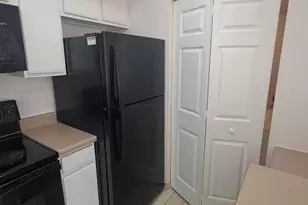 171 SW Palm Dr, Port Saint Lucie, FL 34986 - Photo 5