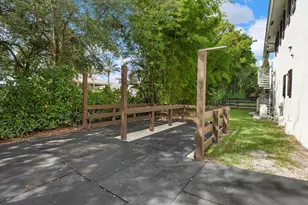 14492 Equestrian Way, Wellington, FL 33414 - Photo 45