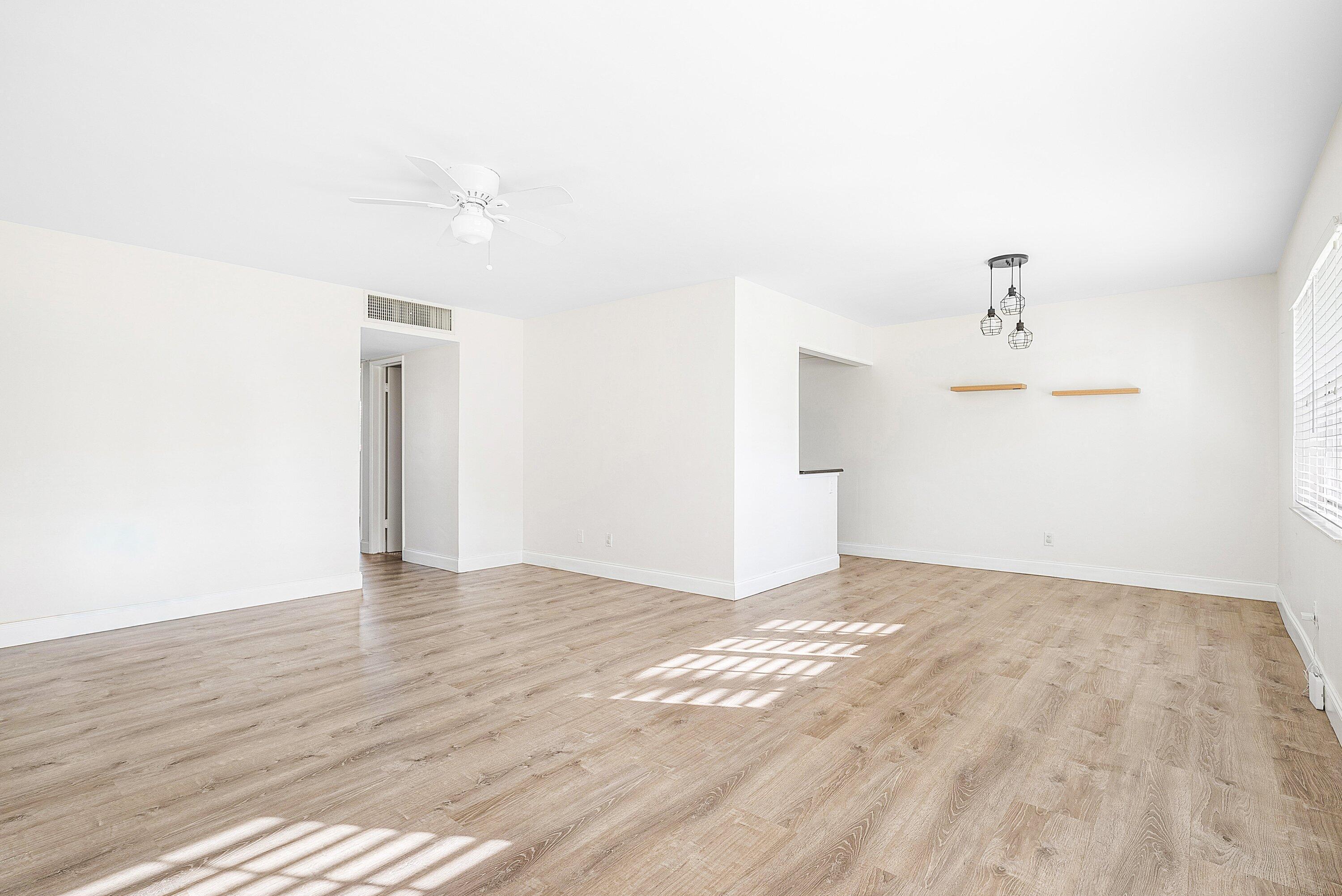 2455 NE 51st St #E102 - 2455 NE 51st St #E102, Fort Lauderdale, FL 33308 Luxury Property | Jose Angel Pina