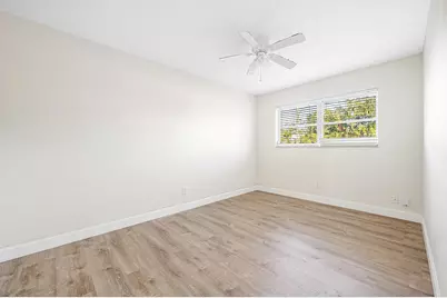 2455 NE 51st Street #E102, Fort Lauderdale, FL 33308 - Photo 23