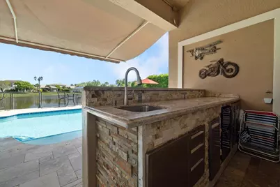 12390 NW 78th Manor, Parkland, FL 33076 - Photo 7