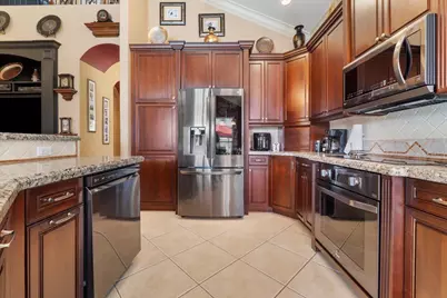 12390 NW 78th Manor, Parkland, FL 33076 - Photo 19