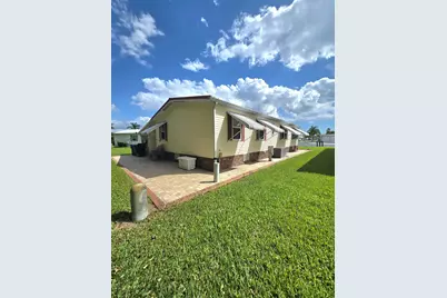 1613 SW 35th Circle, Okeechobee, FL 34974 - Photo 11
