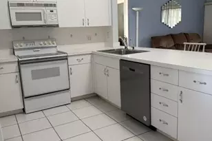 382 NW Sherry Ln, Port Saint Lucie, FL 34986 - Photo 3