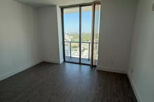 79 SW 12th St, Miami, FL 33130 - Photo 7