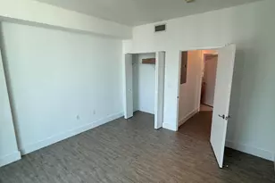 79 SW 12th St, Miami, FL 33130 - Photo 15