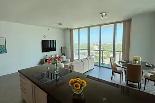 79 SW 12th St, Miami, FL 33130 - Photo 3
