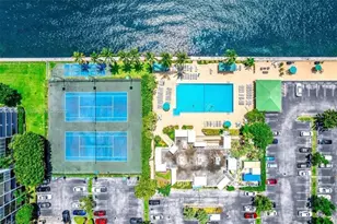 800 Parkview Dr, Hallandale Beach, FL 33009 - Photo 5