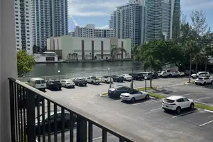 800 Parkview Dr, Hallandale Beach, FL 33009 - Photo 19