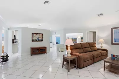 2390 NW 15th Street NW, Delray Beach, FL 33445 - Photo 5