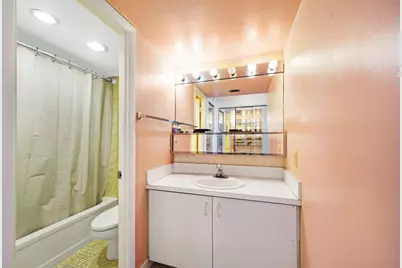 1400 Saint Charles Place #624, Pembroke Pines, FL 33026 - Photo 23
