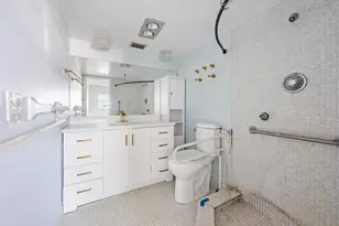 29 Yacht Club Dr, North Palm Beach, FL 33408 - Photo 11