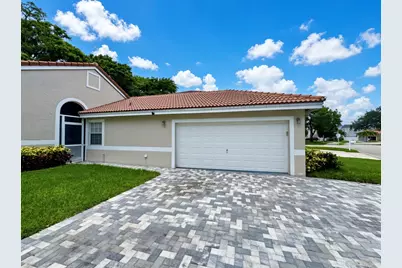 10160 Festival Way, Boca Raton, FL 33428 - Photo 3
