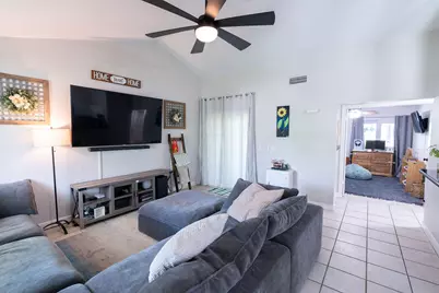9060 Chrysanthemum Drive, Boynton Beach, FL 33472 - Photo 5