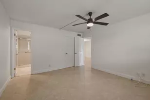 681 S Hollybrook Dr, Pembroke Pines, FL 33025 - Photo 13