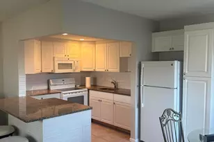 128 Norwich F, West Palm Beach, FL 33417 - Photo 5