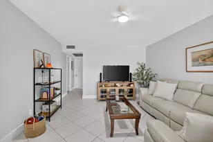 236 Preston Way, Boca Raton, FL 33434 - Photo 7