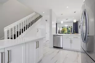 12207 SW 6th St, Pembroke Pines, FL 33025 - Photo 3