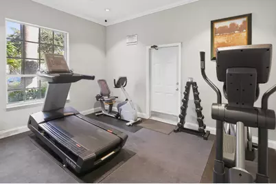 12207 SW 6th Street, Pembroke Pines, FL 33025 - Photo 23
