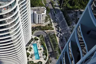 15811 Collins Ave, Sunny Isles Beach, FL 33160 - Photo 9
