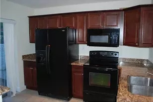 6557 NW 99th Ave, Tamarac, FL 33321 - Photo 3