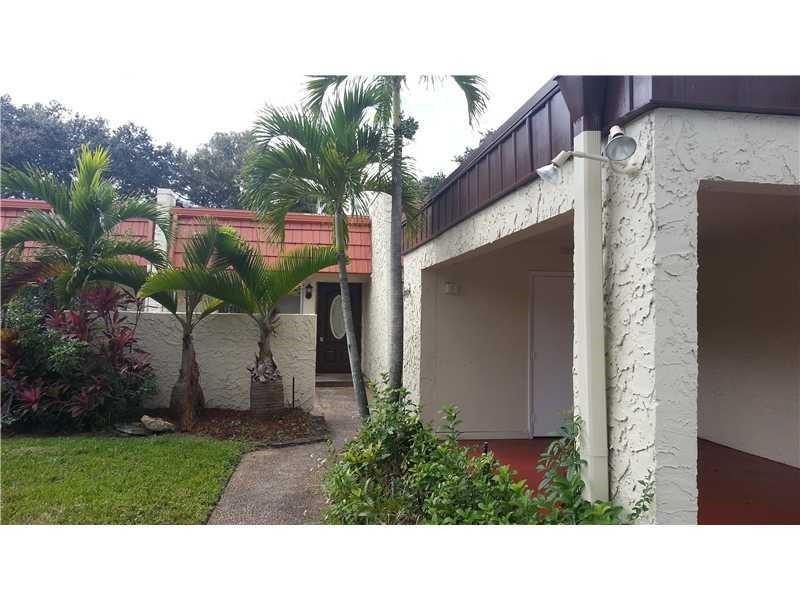 6557 NW 99th Ave - 6557 NW 99th Ave, Tamarac, FL 33321 Luxury Property | Jose Angel Pina