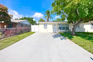 4845 Andros Dr, West Palm Beach, FL 33407 - Photo 1