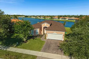 5622 Place Lake Dr, Fort Pierce, FL 34951 - Photo 1