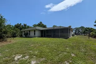 2501 Iroquois Ave, Fort Pierce, FL 34946 - Photo 3