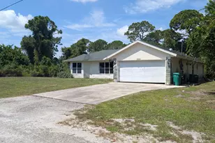 2501 Iroquois Ave, Fort Pierce, FL 34946 - Photo 1