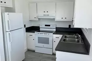 2837 NE 30th St, Fort Lauderdale, FL 33306 - Photo 1