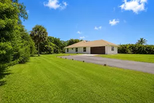 16613 61st Pl N, Loxahatchee, FL 33470 - Photo 1