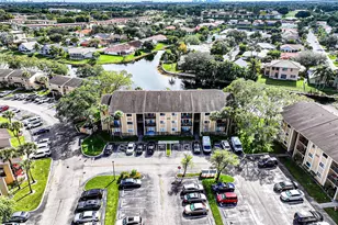 450 Palm Cir W, Pembroke Pines, FL 33025 - Photo 65