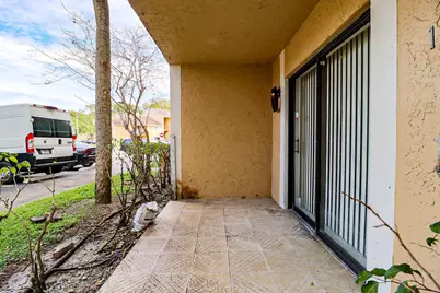 450 Palm Circle W #106, Pembroke Pines, FL 33025 - Photo 51