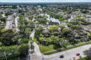 450 Palm Cir W, Pembroke Pines, FL 33025 - Photo 79
